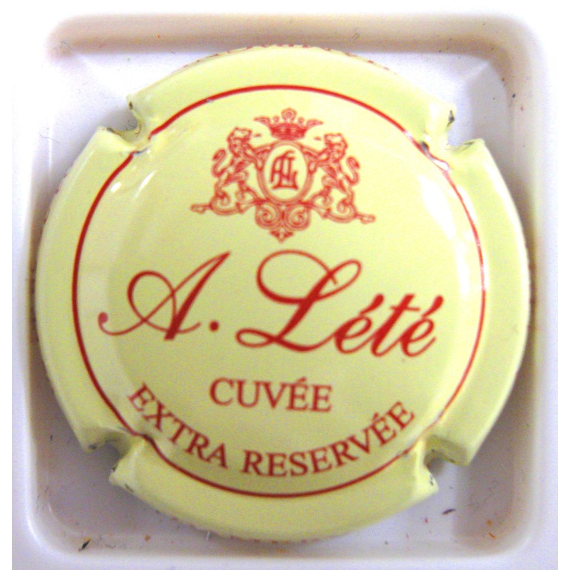 LETE A. N°09 CREME ET ROUGE